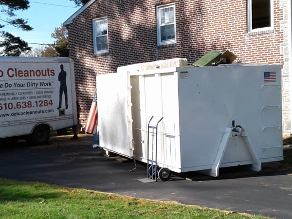 Delco Cleanouts Havertown - Dumpster rental in Havertown, Pennsylvania