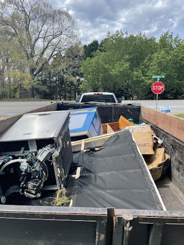 Dump Runnerz LLC - Dumpster rental in Greenville, South Carolina
