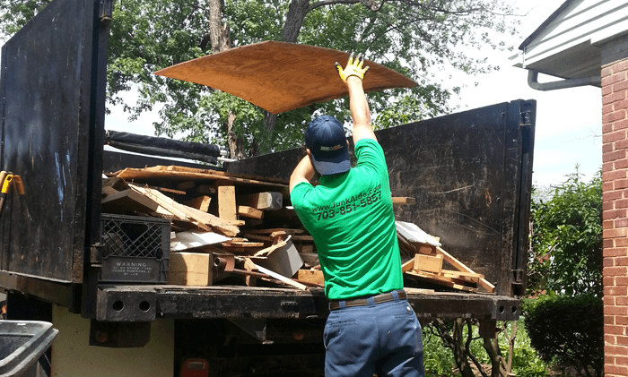 Universal Junk Removal & Demolition - Dumpster rental in Seattle, Washington