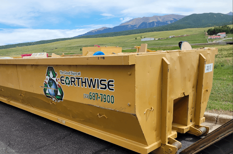 The Good Guys At Earthwise Roll Off Dumpster Rentals - Dumpster rental in Colorado Springs, Colorado