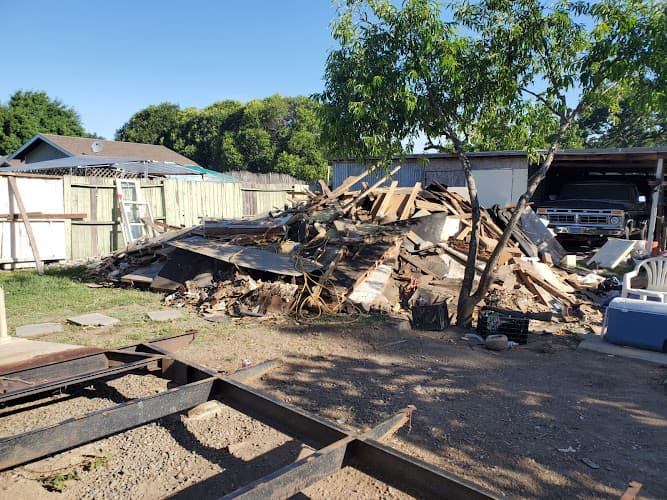 MC Junk Removal And Hauling GUERNEVILLE - Dumpster rental in Guerneville, California