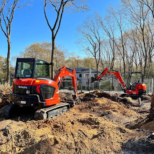 Day Hire Rentals - Dumpster rental in Medford, New York