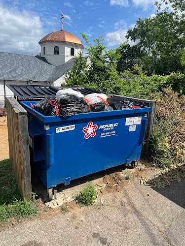 LP Junk Removal - Birmingham - Dumpster rental in Hoover, Alabama