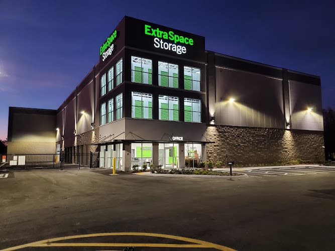 Extra Space Storage - Dumpster rental in Wesley Chapel, Florida