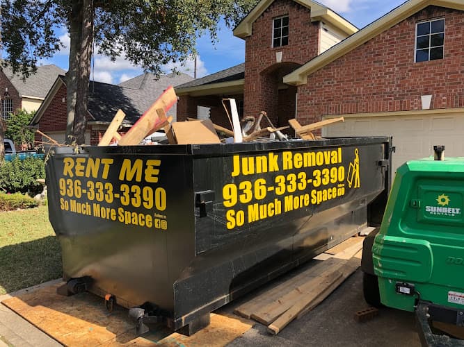 So Much More Space - Dumpster rental in Willis, Texas