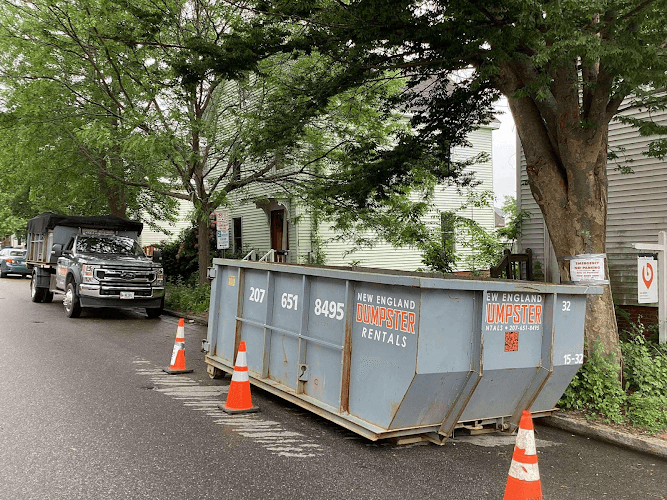 New England Dumpster Rentals - Dumpster rental in Epsom, New Hampshire
