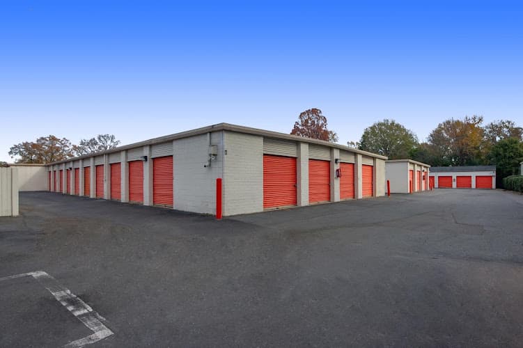 Public Storage - Dumpster rental in Charlotte, North Carolina