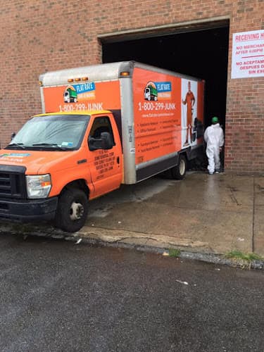 Flat Rate Junk Removal Queens - Dumpster rental in Kew Gardens, New York