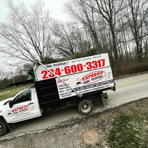 Express Junk Removal hero photo