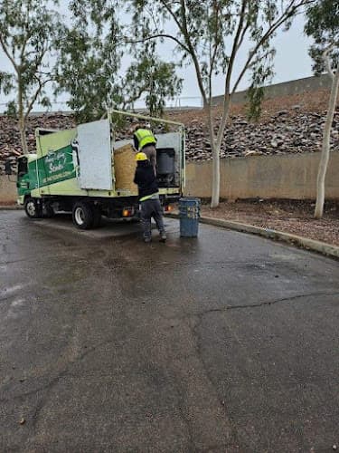 Skunky's Junk Removal - Dumpster rental in Tempe, Arizona