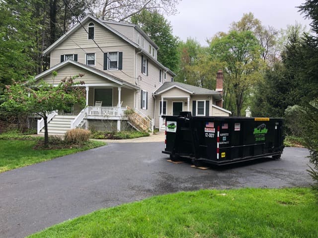DeLalla Carting - Dumpster rental in Palisades, New York