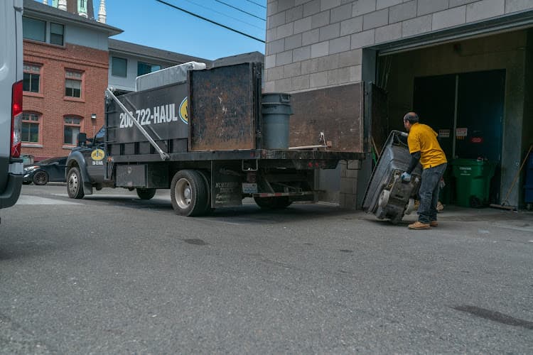 Junk B Gone Bellevue - Dumpster rental in Bellevue, Washington