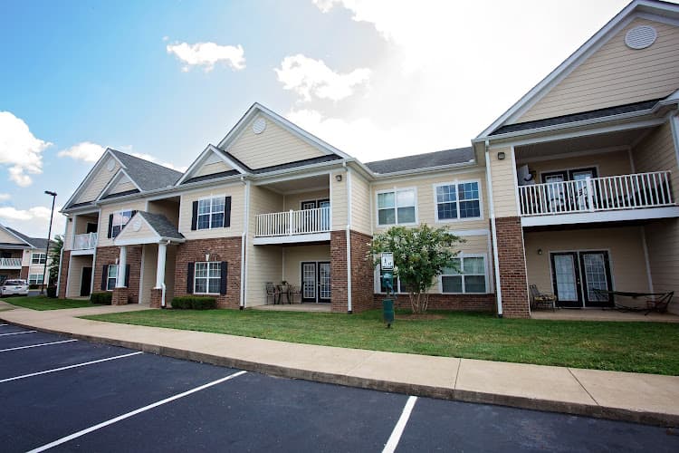 Cumberland Trace Village Apartments - Dumpster rental in Bowling Green, Kentucky