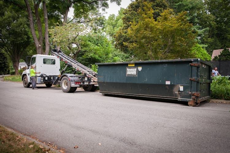 Best Deal Dumpster - Dumpster rental in Louisville, Kentucky