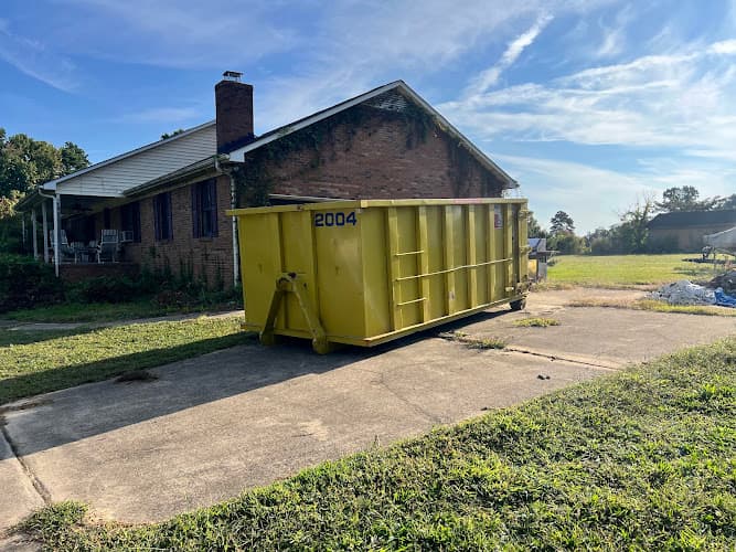 Lincoln Logistics Dumpster Rentals - Dumpster rental in Gastonia, North Carolina