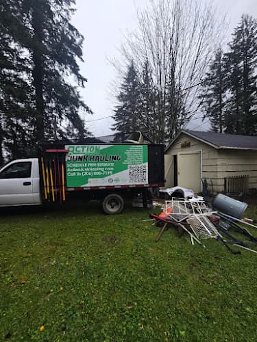 Action Junk Hauling Seattle South - Dumpster rental in Des Moines, Washington