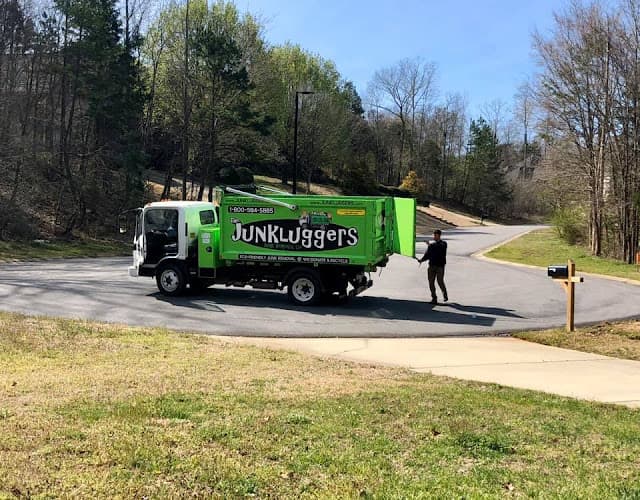 The Junkluggers of Charlotte - Dumpster rental in Harrisburg, North Carolina
