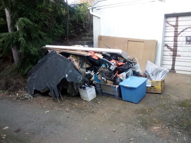 JUNKBOX JUNK REMOVAL CLEANING - Dumpster rental in Hoquiam, Washington