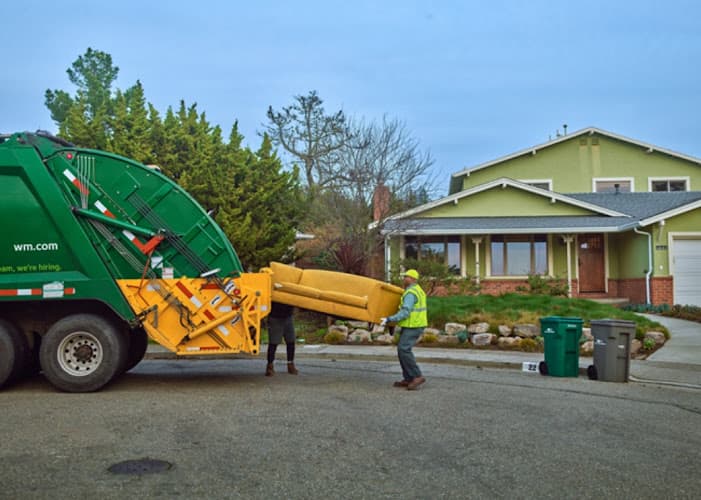 WM - Rochester, NH Hauling - Dumpster rental in Rochester, New Hampshire