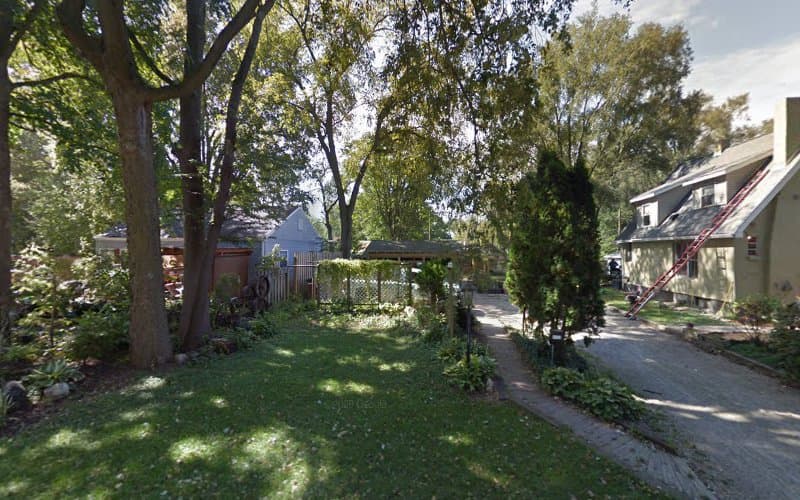 Have Pick-Up Will Travel (Hauling) - Dumpster rental in Urbana, Illinois
