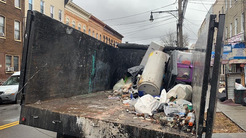 Spotless junk removal - Dumpster rental in Brooklyn, New York