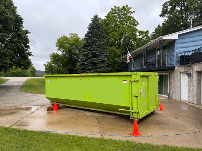 Green Bay Dumpster Rental - Dumpster rental in Green Bay, Wisconsin