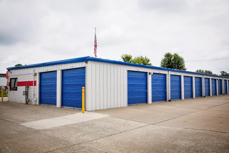 National Storage - Dumpster rental in Westland, Michigan