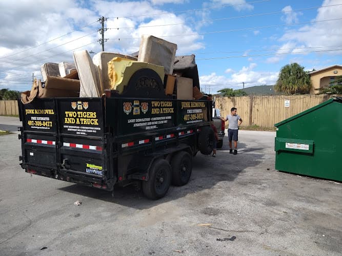 Junk Removal and hauling - Dumpster rental in Orlando, Florida