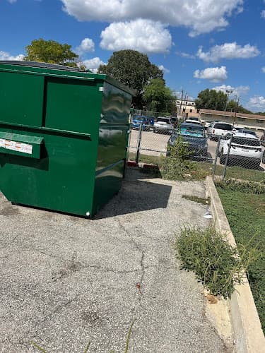 210JunkRemoval - Dumpster rental in San Antonio, Texas