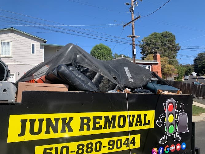 Ready Set Junk Bay Area - Dumpster rental in Hayward, California