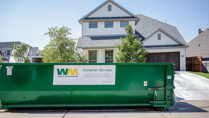 WM - Tulare County - Dumpster rental in Visalia, California