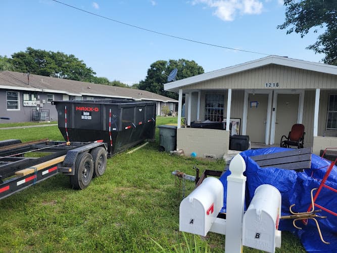 R & M Dumpster Rental & Trash Removal - Dumpster rental in Fort Pierce, Florida