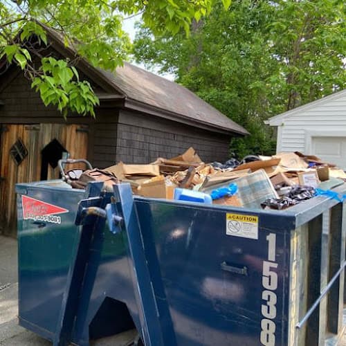 Tuff Dumpster Rental - Dumpster rental service in Cedar Rapids, Iowa