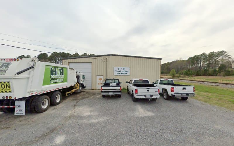 H & R Sanitation - Dumpster rental in LaFayette, Georgia