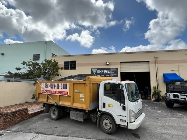 1-866-Junk-Be-Gone - Dumpster rental in Miami, Florida