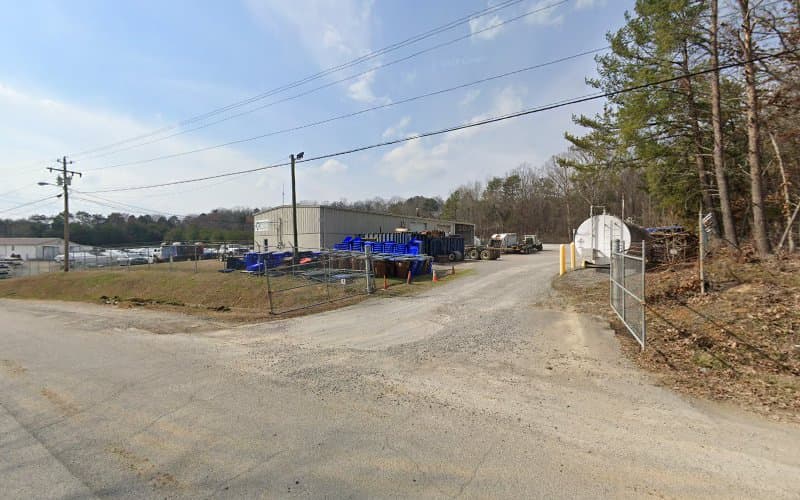 Waste Connections - Loudon - Dumpster rental in Loudon, Tennessee