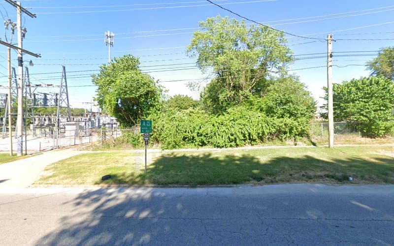 Moore's Trash Services - Dumpster rental in Springfield, Missouri