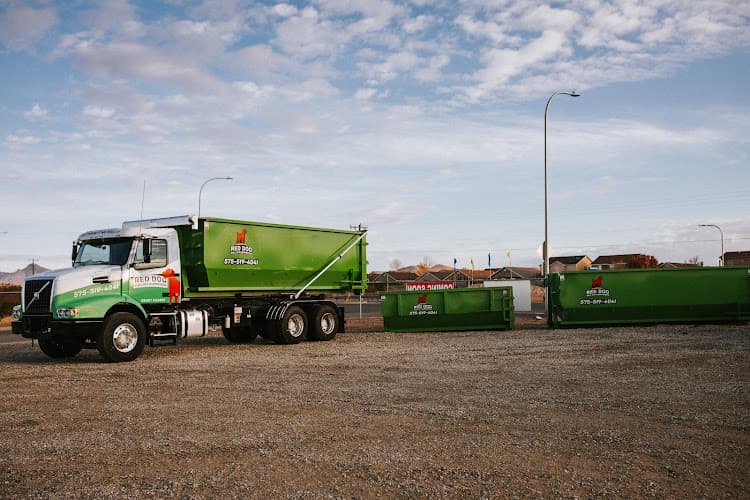 Red Dog Roll Off Dumpsters - Dumpster rental in Las Cruces, New Mexico