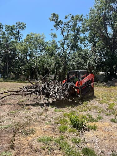 IJD Machinery Service LLC - Dumpster rental in Seffner, Florida