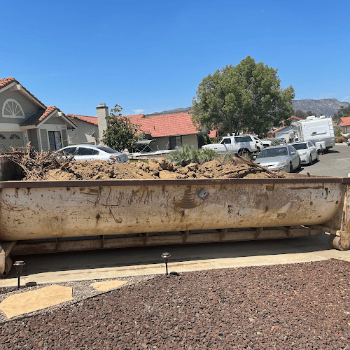 Elsinore Valley Hauling And Junk Removal - Dumpster rental in Lake Elsinore, California