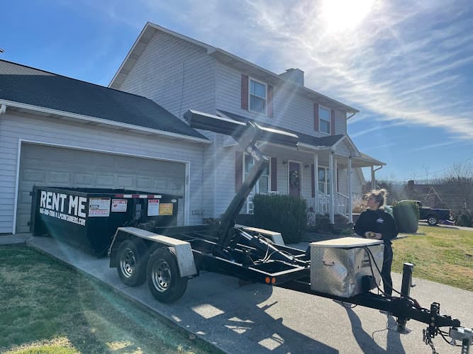 LP Containers - Dumpster rental in Knoxville, Tennessee