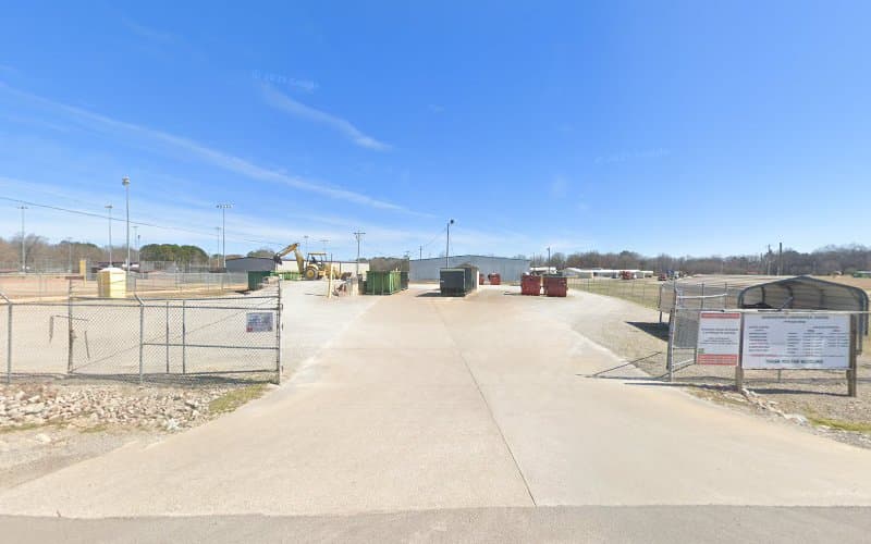 Hardin County Solid Waste Convenience Center - Dumpster rental in Savannah, Tennessee