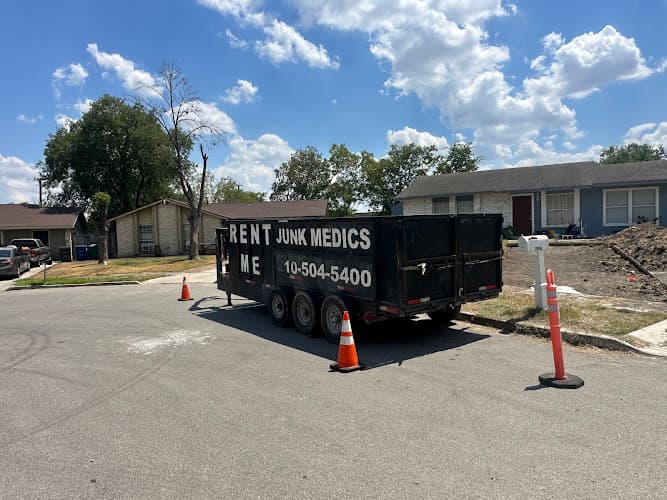 Junk Medics - Dumpster rental in San Antonio, Texas