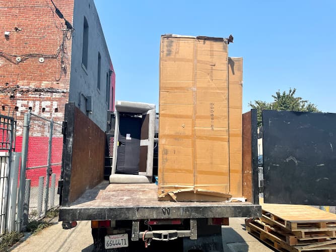 LA Junk Squad - Dumpster rental in Bell Gardens, California